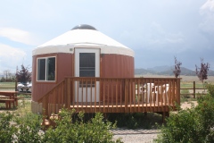 yurt-2-outside